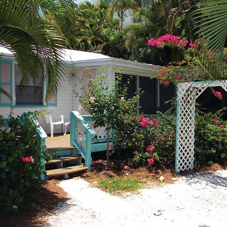 Gulf Breeze Cottages ซานิเบล ภายนอก รูปภาพ