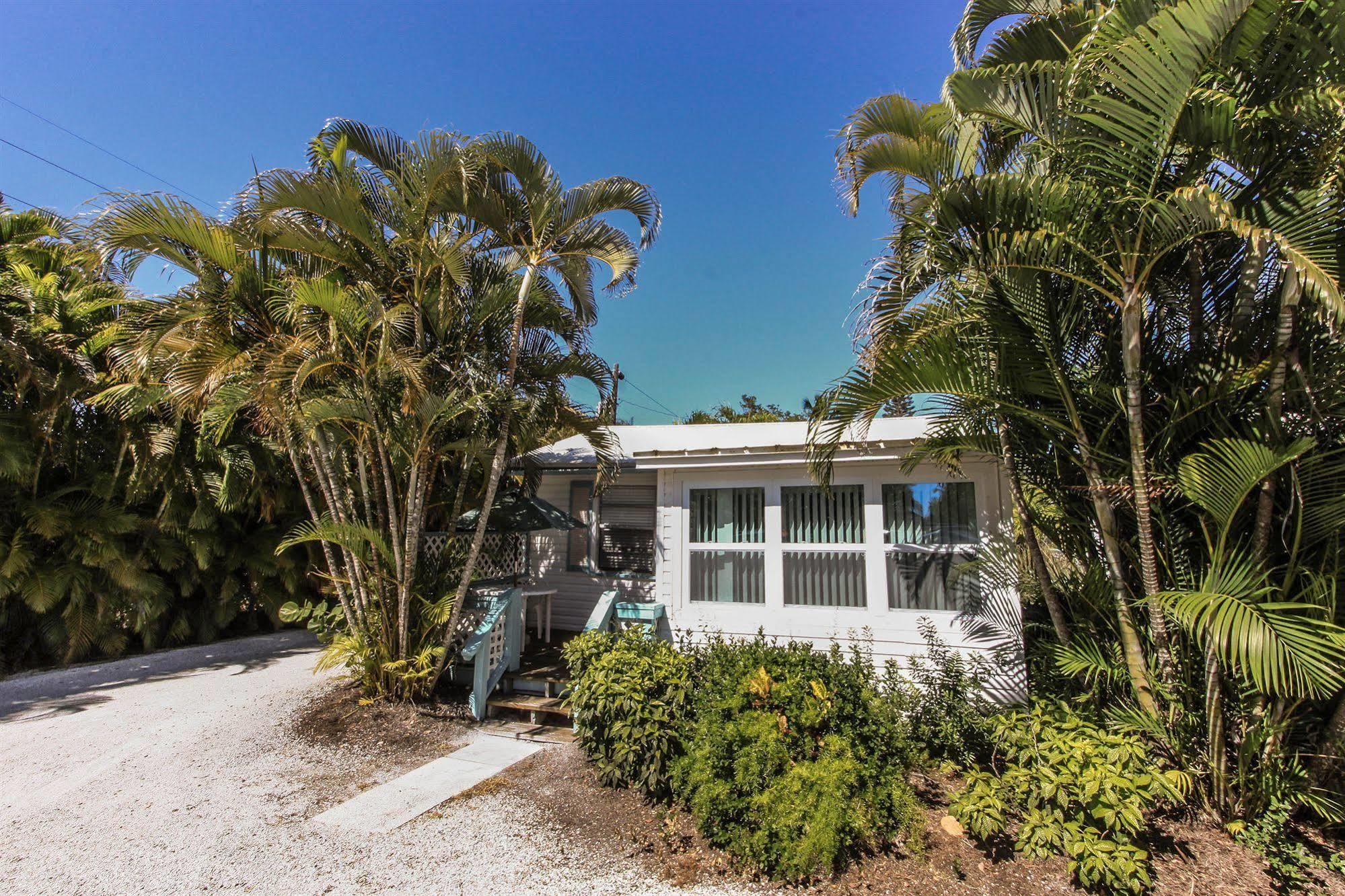 Gulf Breeze Cottages ซานิเบล ภายนอก รูปภาพ
