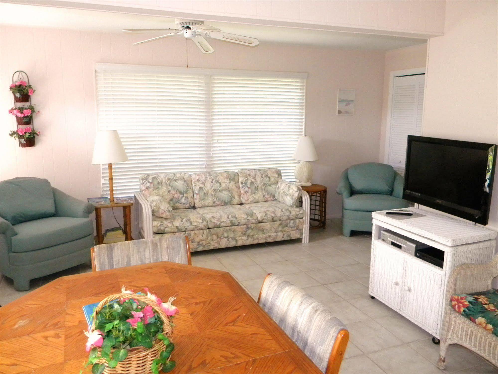 Gulf Breeze Cottages ซานิเบล ภายนอก รูปภาพ