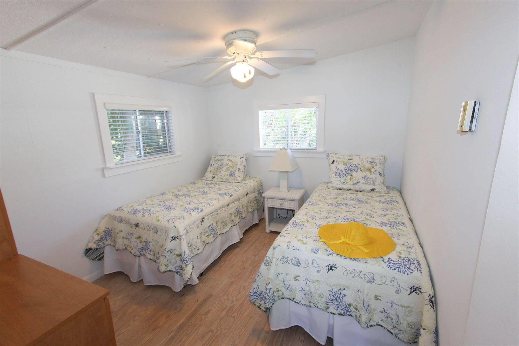 Gulf Breeze Cottages ซานิเบล ภายนอก รูปภาพ