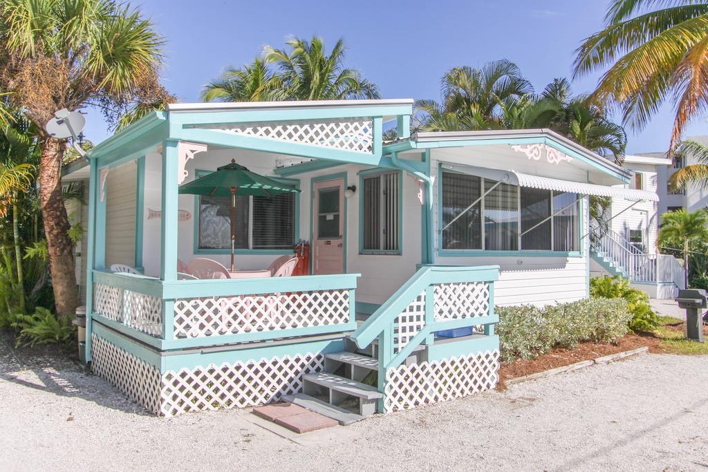 Gulf Breeze Cottages ซานิเบล ภายนอก รูปภาพ