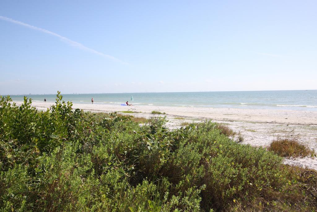 Gulf Breeze Cottages ซานิเบล ภายนอก รูปภาพ